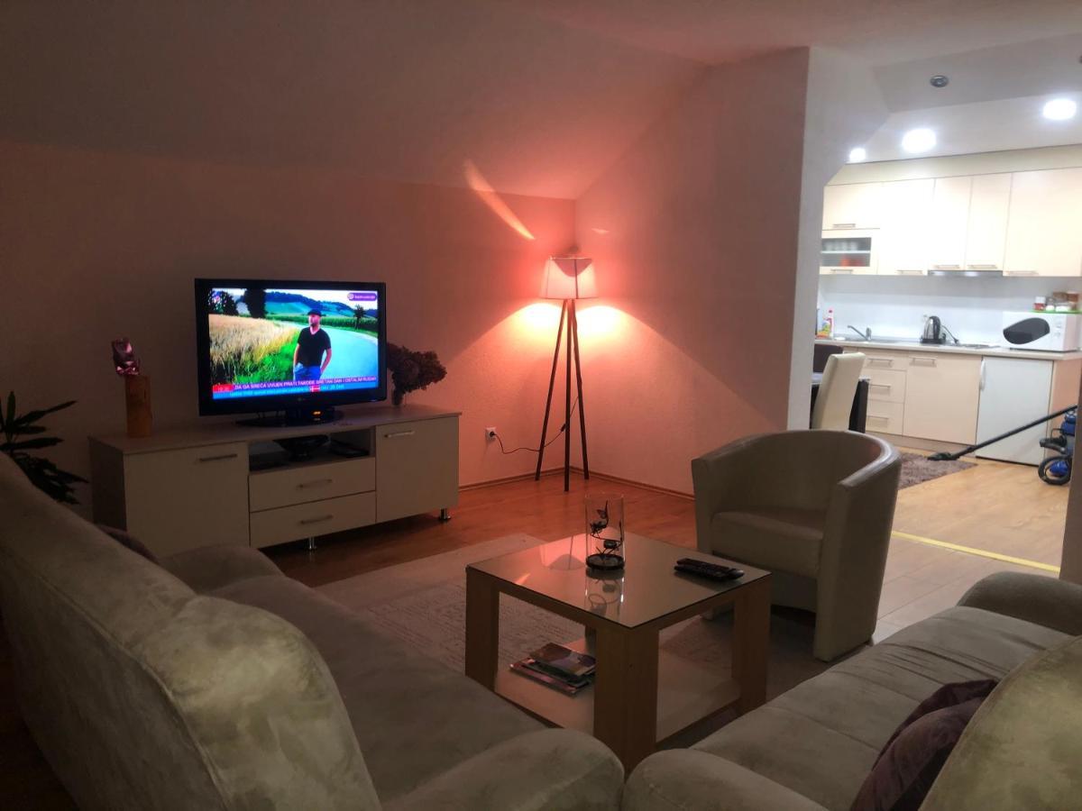 Apartments Dedic Dubrave Gornje Eksteriør bilde
